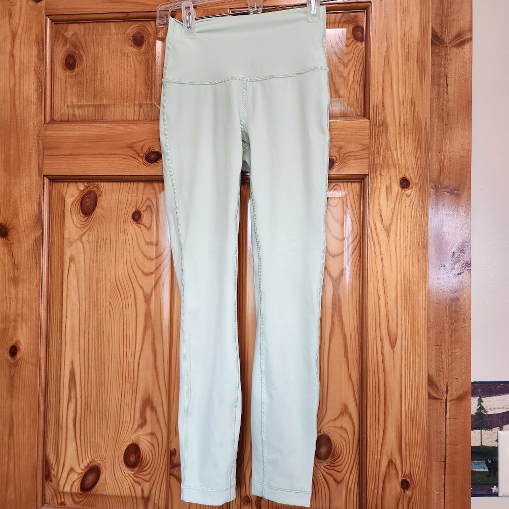 Ladies Lululemon Mint Green High-Waisted Leggings